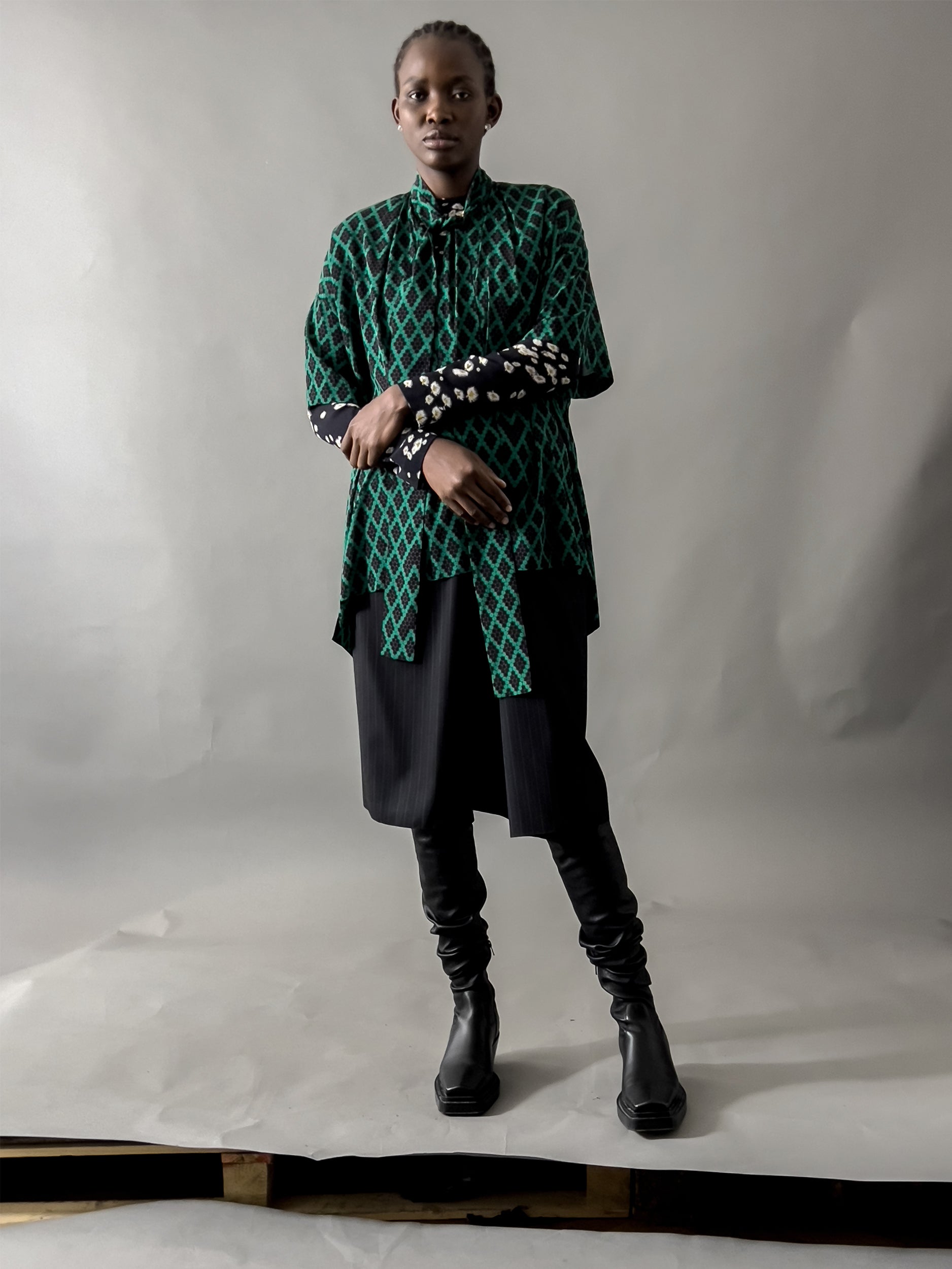 Ref. DREW TOP - "heart" print silk top