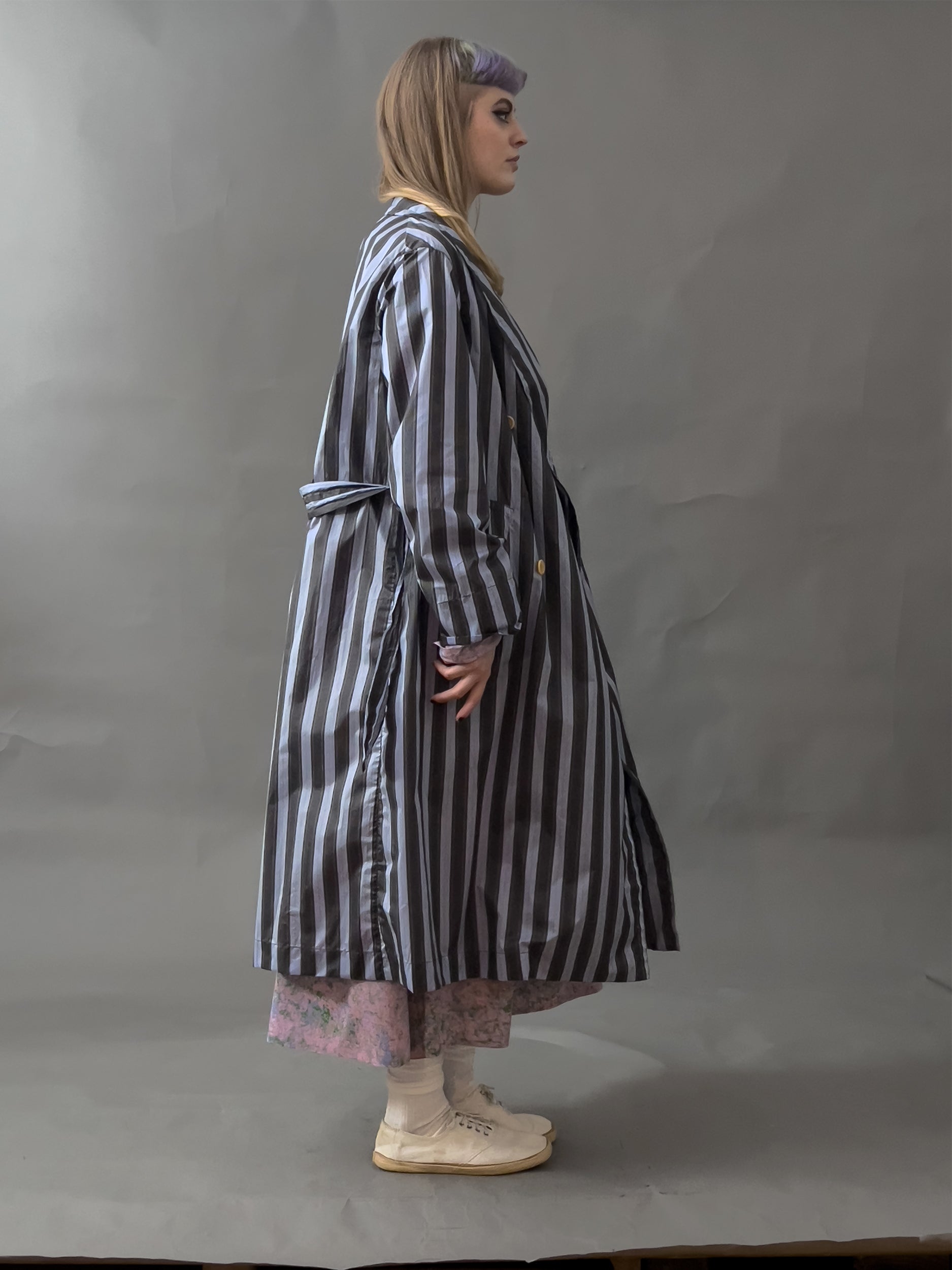 Ref. DRESSING GOWN C - waterproof taffta coat