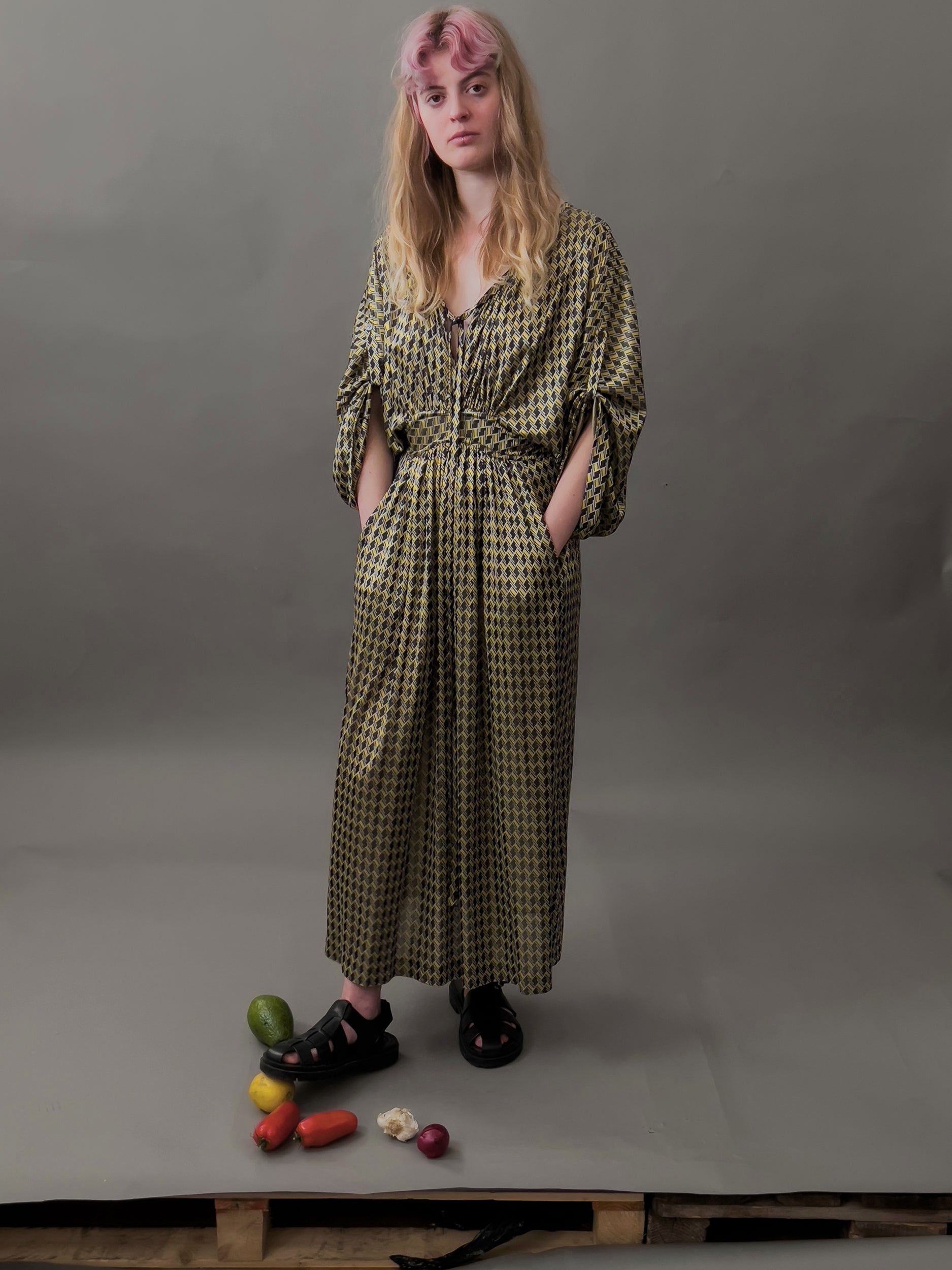Ref. PAMALA DR - ochre/black/offwhite