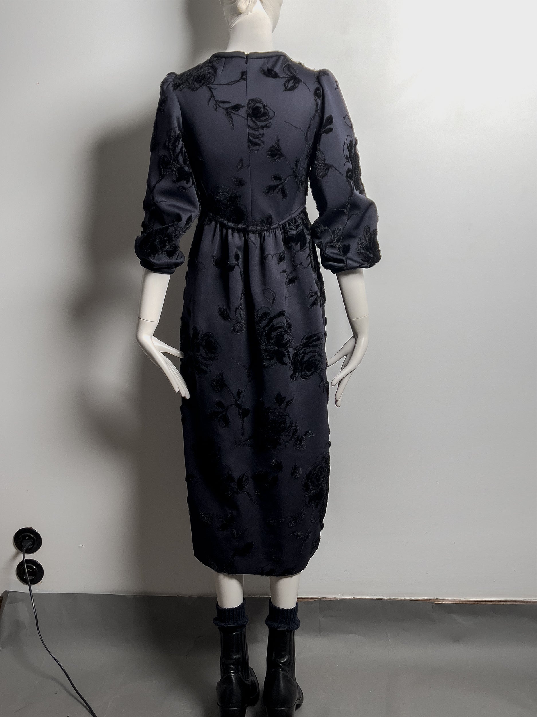 Ref. BEE DRESS - floral flocked print jersey dress