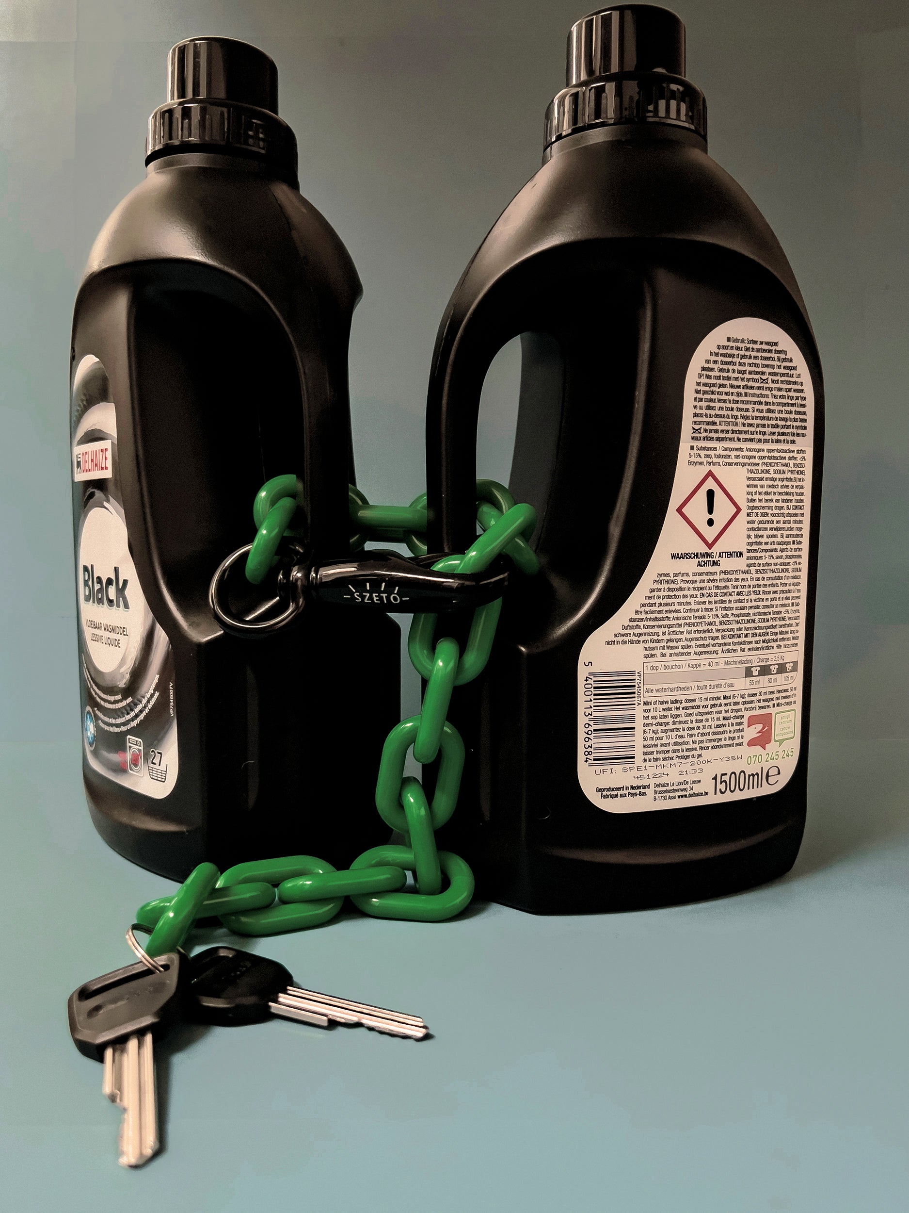 Ref. KEYCHAIN / NECKLACE - green & black