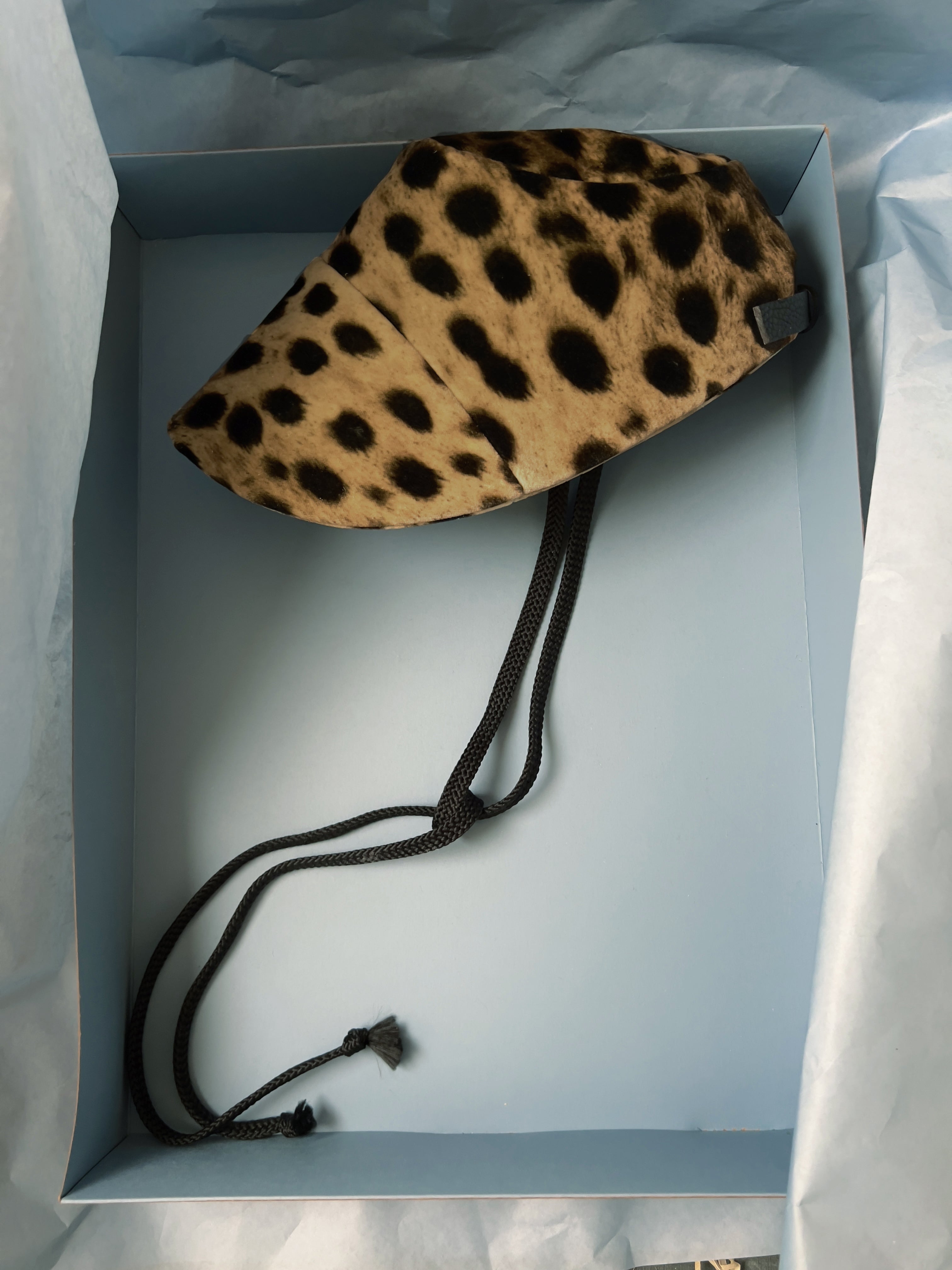 Ref. CAP - cheetah print velvet hat