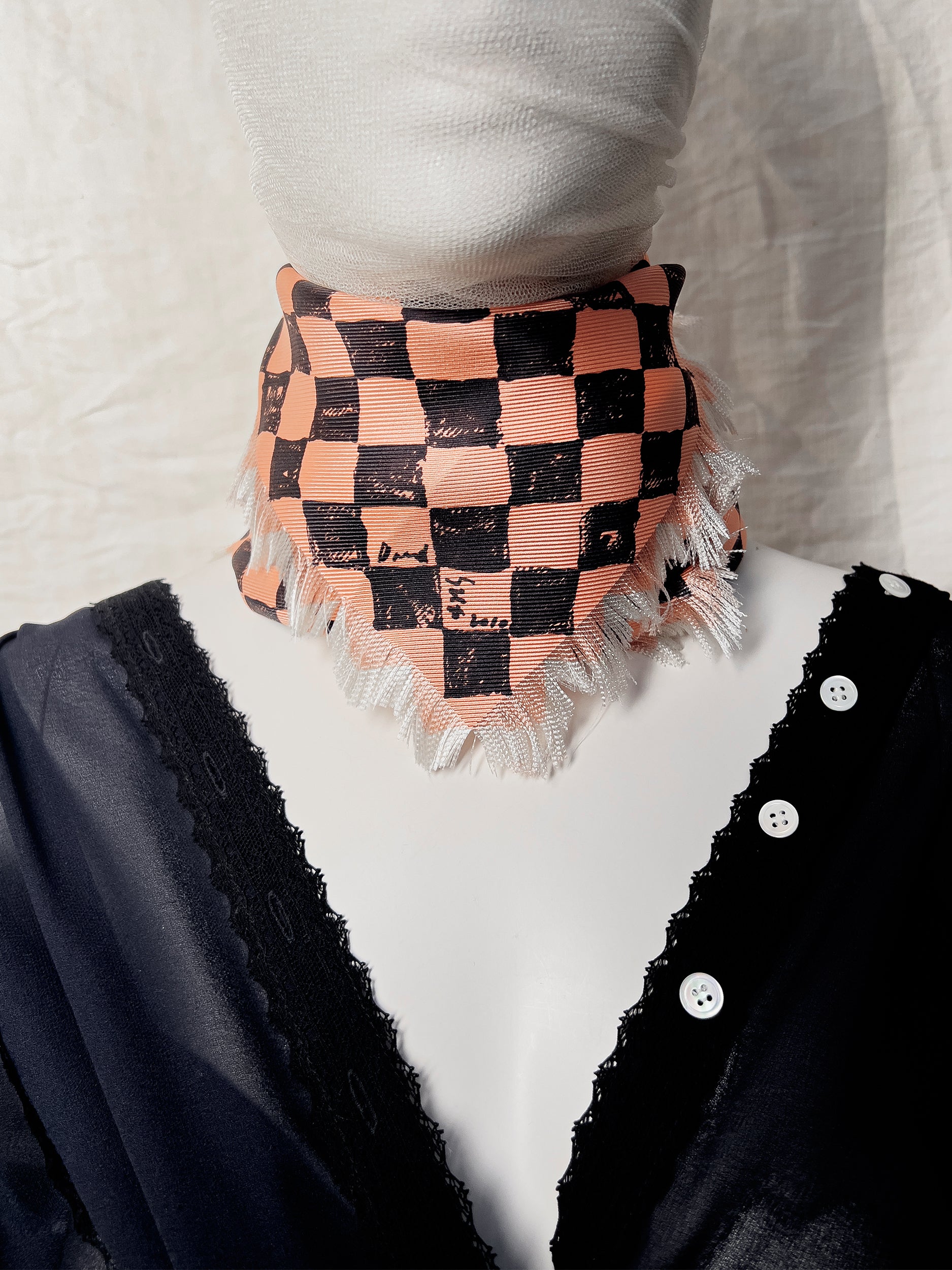 Ref. DIAMOND print scarf - pink & black